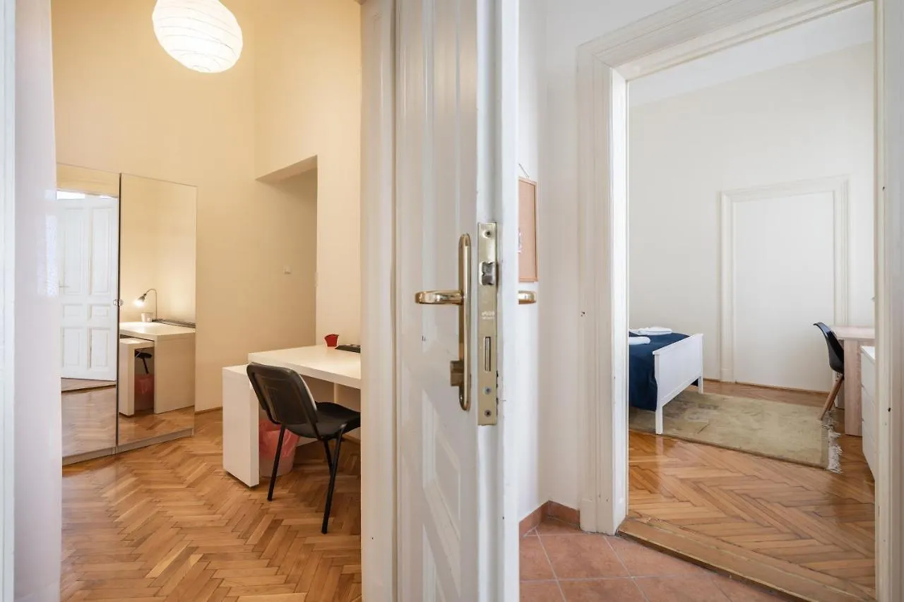 Apartment Lonyay Grand Central Budapest Hungary